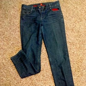 Women’s skinny leg shuffle jeans